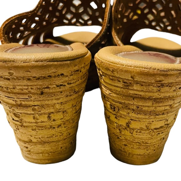 Spring Step Platform Wedge Laser Cut Sandals Women's Size EUR 39 US 8  Leather - Picture 3 of 6